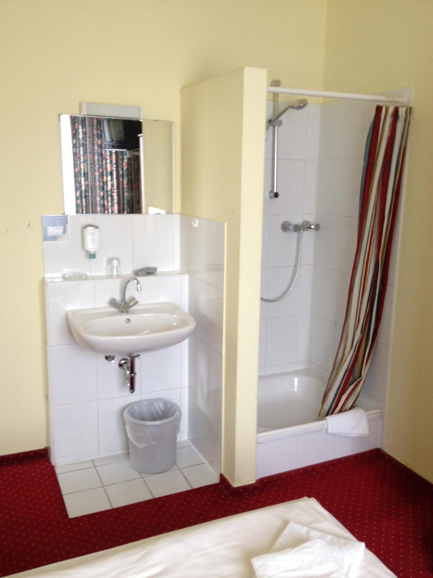 Hotel Domo Mondial 2*